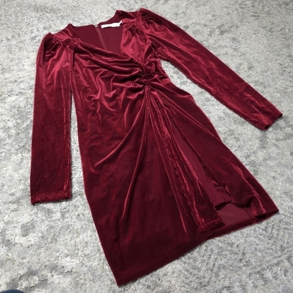 ASTR the Label Lanita Velvet Dress, Surplice Front, Faux Knot Waist, Merlot, M - Picture 13 of 16